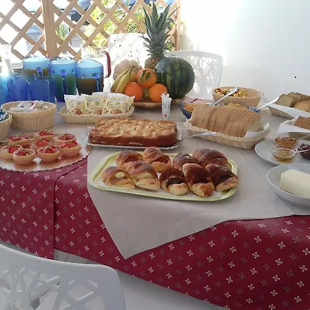 L'isola Del Sale Bed & Breakfast *